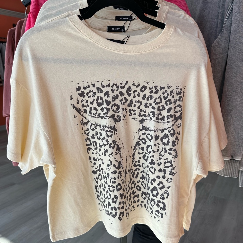 Cream leopard print crop top